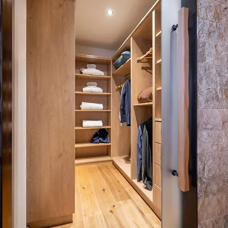 Kesselspitze & Chalet, Valamar Collection 4* オーバータウエルン